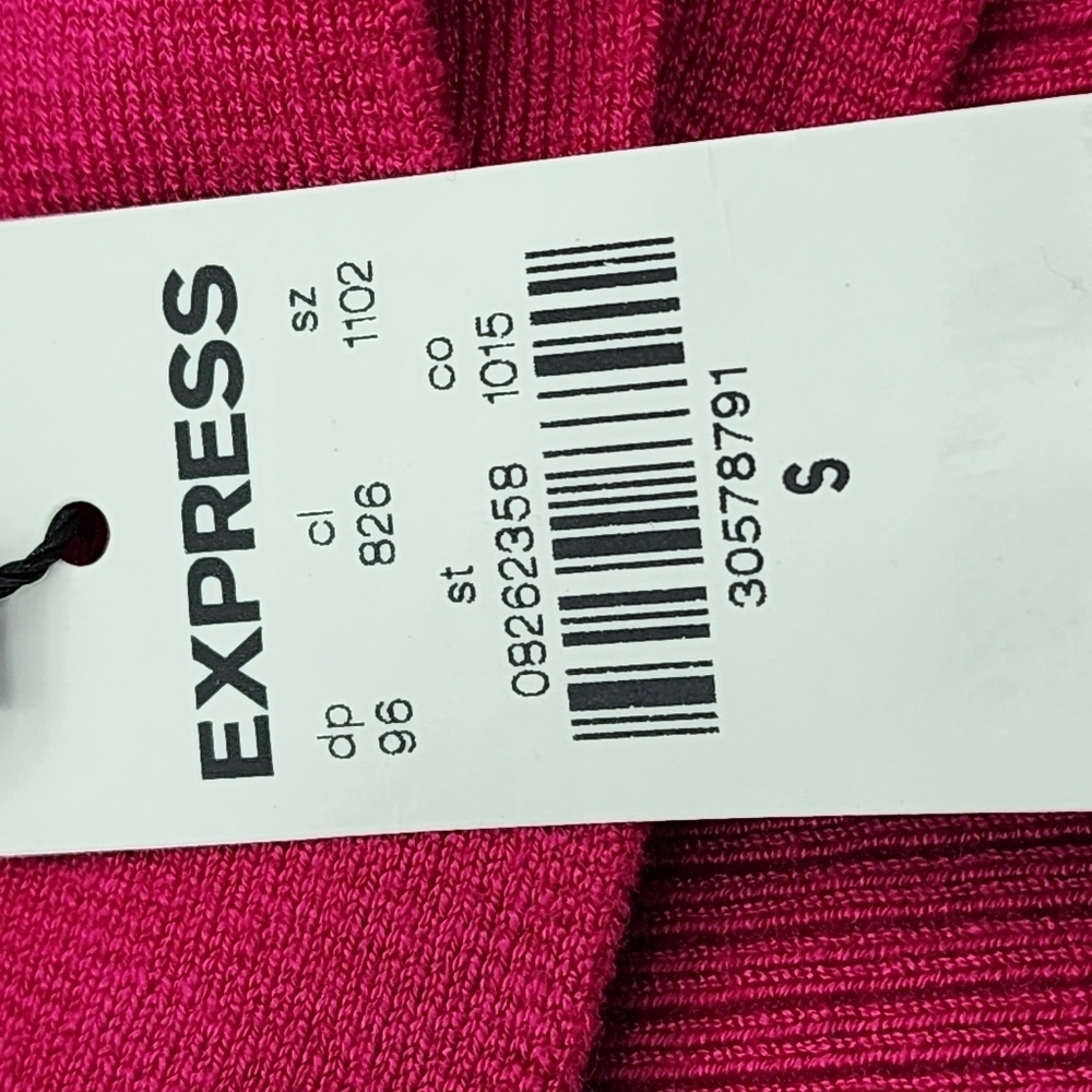 Express Women's Body Contour Ruffle One Shoulder Cropped Sweater Tank - Picture 5 of 6